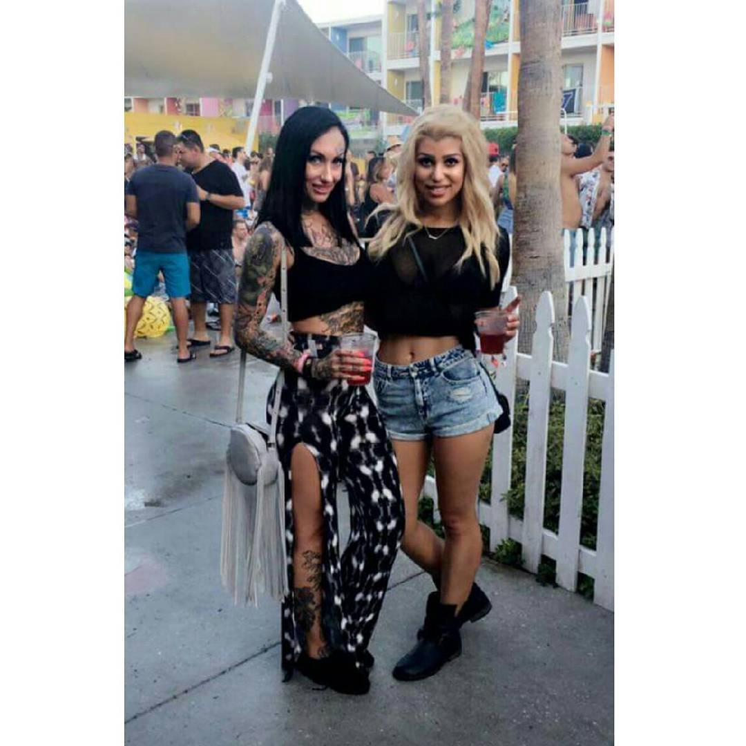 CDACASH's tweet photo. Follow @VanityRoseXx on @instagram! https://t.co/gD3ZjdvJlN 😊 @Porn_Freek #cdacash https://t.co/ooIPKKSBXp