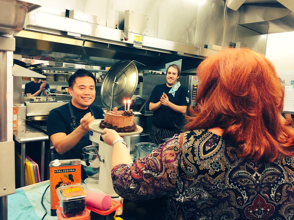 matthewforage's tweet photo. Happy birthday to our fabulous chef @welchoi @foragevancouver ! You rock ❤️❤️❤️🎂🎂🎂🍰🍰🍰🍾🍾🍾 https://t.co/LZru02PhfE