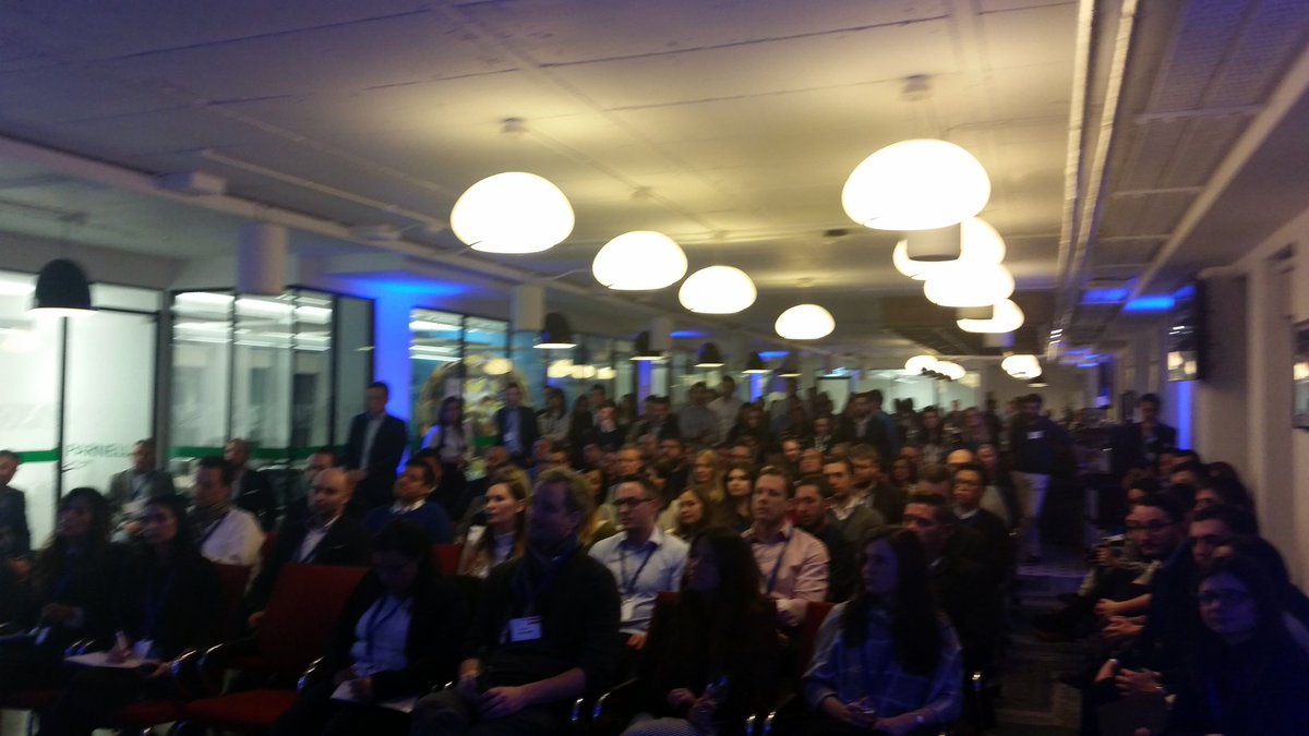 McginnDeirdre's tweet photo. Full house at out Networking Dublin event tonight #networkindublin https://t.co/fQIJoCHJ6c