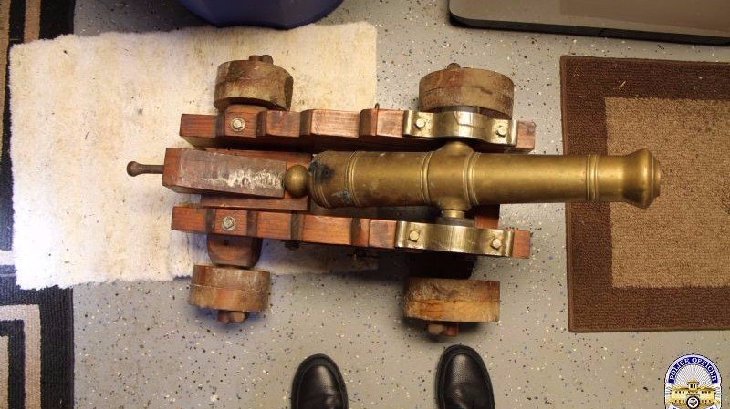 KGWPolitics's tweet image. One arrested, two cited after cannon fired off in Keizer to celebrate presidential win by @realDonaldTrump kgw.com/news/trump-sup…