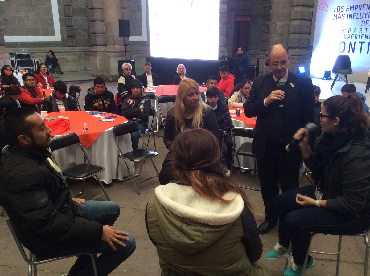 WSA_Innovation's tweet photo. Fishbowl
Charla interactiva con @peterbruck @soly6279 @ANUIES
#WSAMEX2016 https://t.co/RqZDNgzWDy