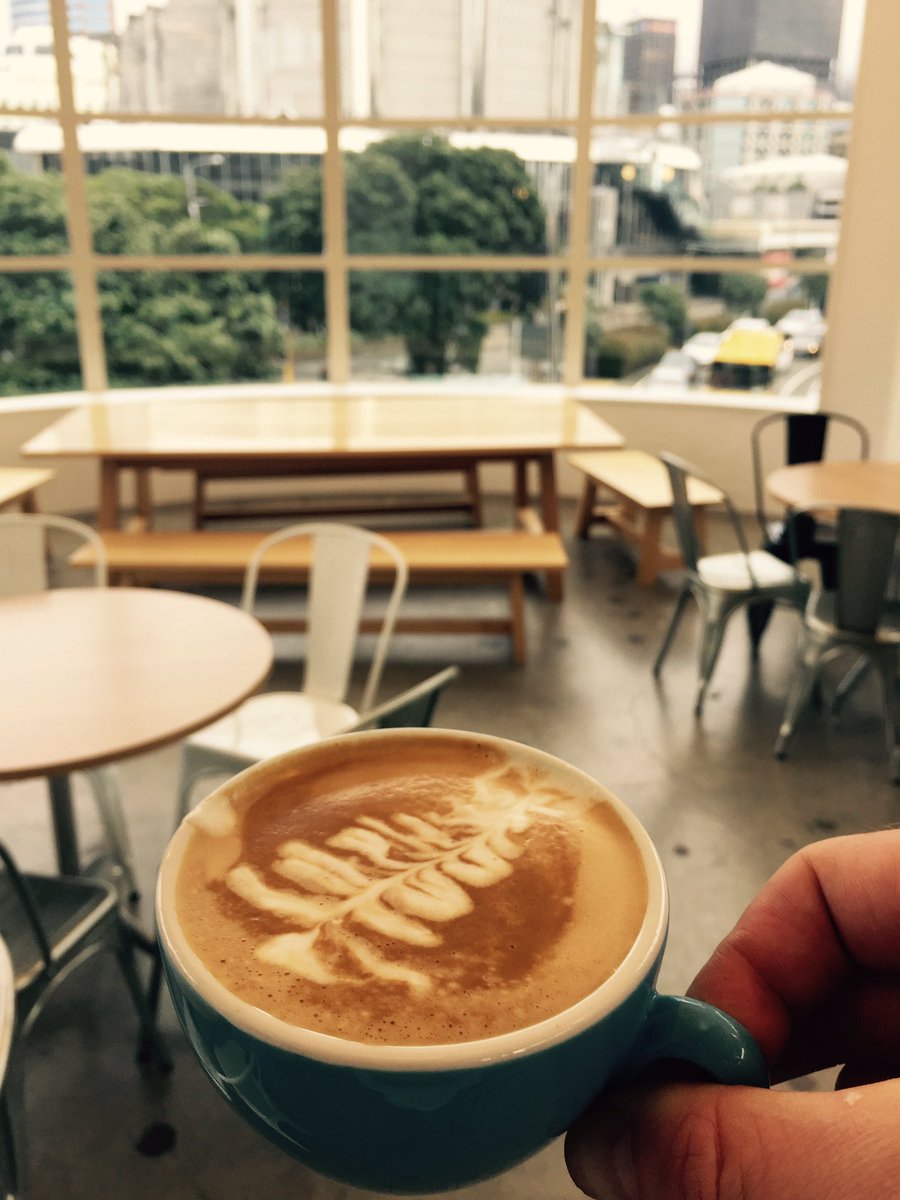 2fish1chips's tweet photo. #nailedit complete with #latteart attempt. Wooh!
#flatwhite https://t.co/9q6lvMZbyL