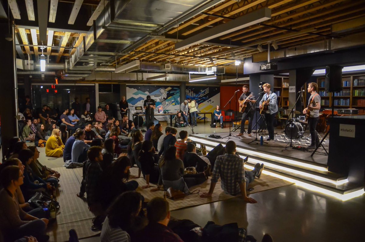 Snap from our intimate sofar sounds show last Friday #Sofarsounds <a href="/sofardc/">Sofar Sounds D.C.</a>