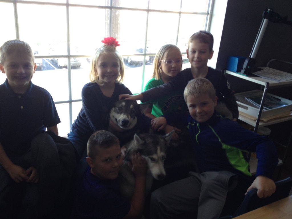 MsFaehr_LPS's tweet photo. 2nd grade is spreading the love to Kiko and Laya as well! 🐶🐶 https://t.co/kS3QYsjcGN
