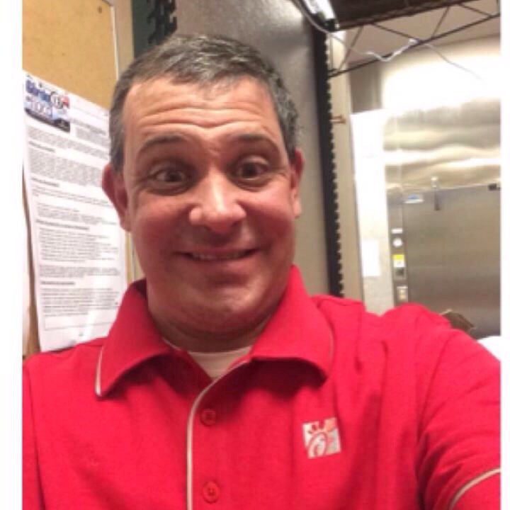 ✨🎂Chillin, relaxing, chillout together with #liveme 🦄PaulLee.forcier🦄:   liveme.com/media/play/?vi…