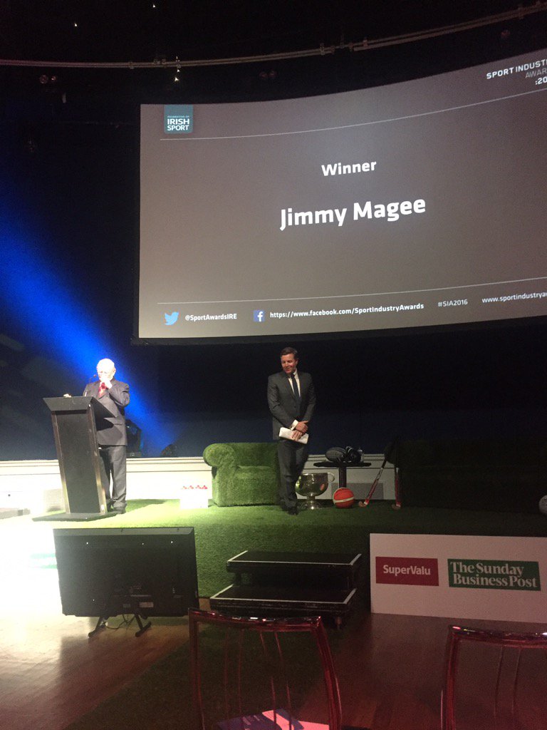 G'wan Jimmy!Very deserving recipient of the Lifetime Achievement award in Mansion Hse tonight! #SportIndustryAwards