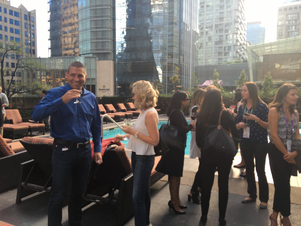 Achievers's tweet photo. #ThrowbackThursday to our fun #AACE16 Social #Event at the Hilton Toronto! View photo album: https://t.co/uYCtuUFMpw https://t.co/I6qig7JPQJ