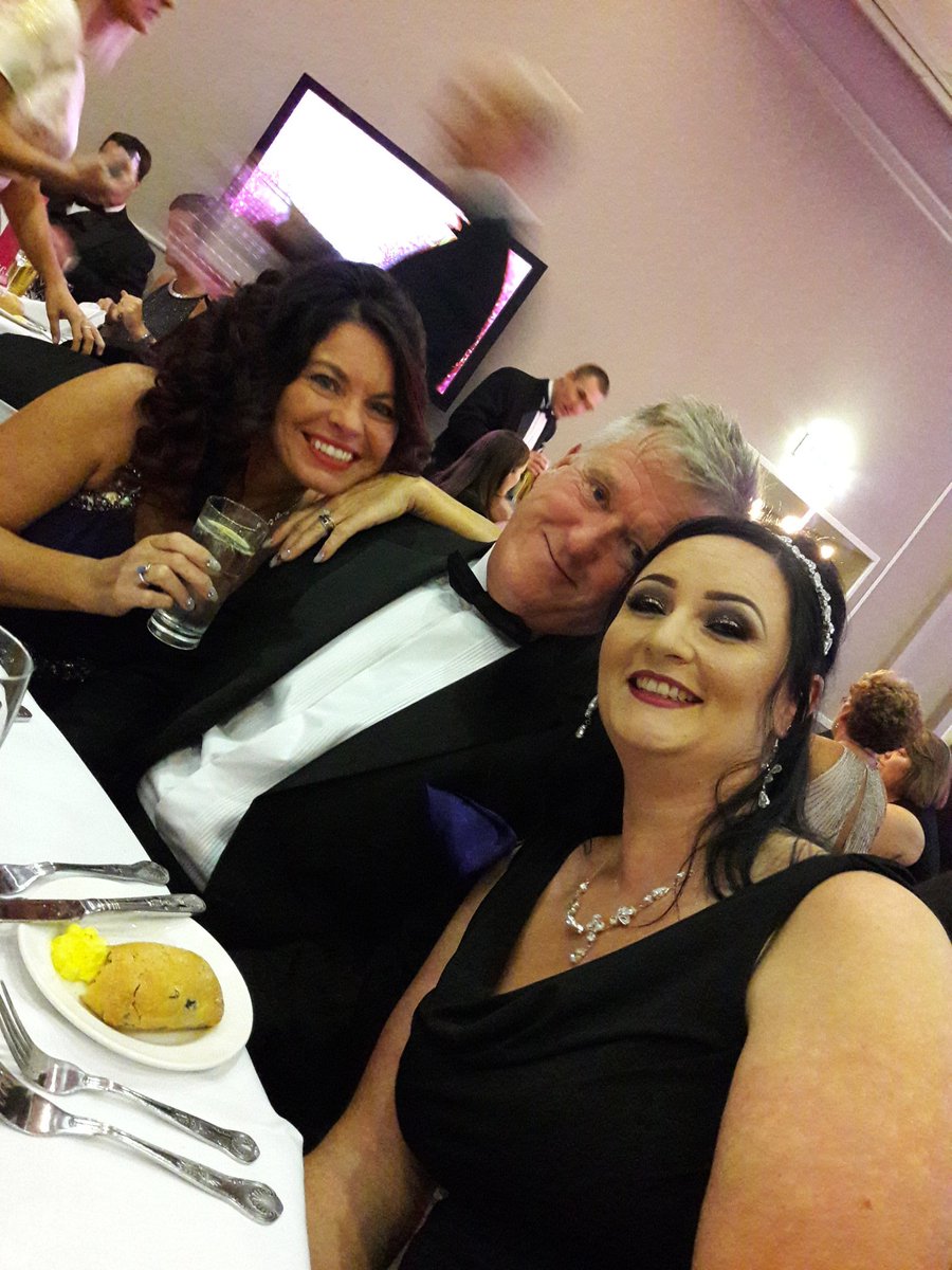 Uhoh.. Jon may enjoy this evening a lot #kwa2016selfies