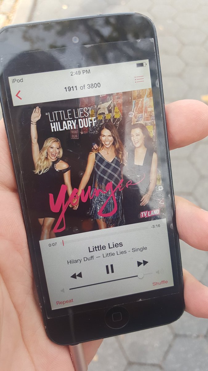 JLozAmayziin's tweet photo. This is my jam!! 🎶I would love to be one of the #YoungerVIPContest NYC winners!! #FingersCrossed @YoungerTV @HilaryDuff https://t.co/sC2kBARHVa