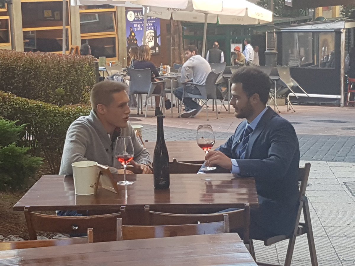 Notqdes_tv's tweet photo. Mañana en 180 grados de @Edgardemiguel charlará con @JaviPorron @Ove_Tus y Carlos Ron de @Vitheras. 3 jóvenes emprendedores #MarcaAsturias. https://t.co/IZVxFhiLWl