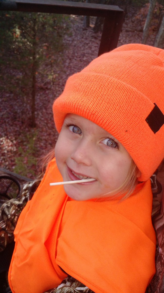 duckwhacker79's tweet photo. She likes eating them suckers while sitting in a tree stand https://t.co/EDQYh424pf