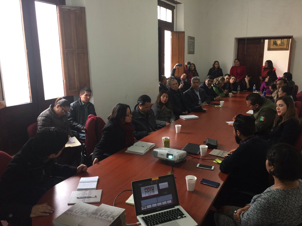 CDMSaltillo's tweet photo. Presentación de informe "Migrante Cero", elaborado por @INEDIM_MX con participación de #CDMSaltillo. @UnidadDH_Coah @GobDeCoahuila https://t.co/DHXFPUF4Jf