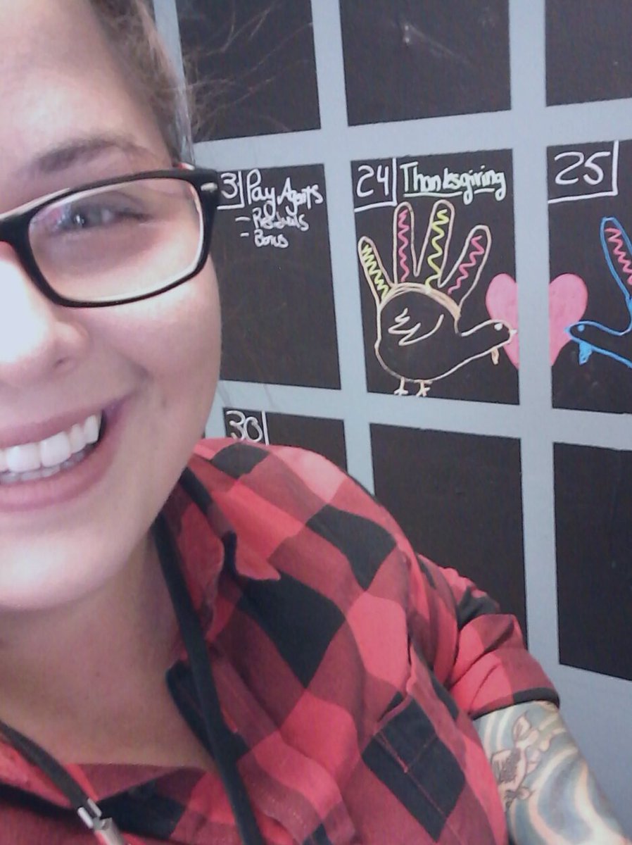 Linkwithexpress's tweet image. What to do when you still have #DSL &amp;amp; James needs to download a terminal on the phone line? HAND TURKEYS OF COURSE! #startupproblems #FD130