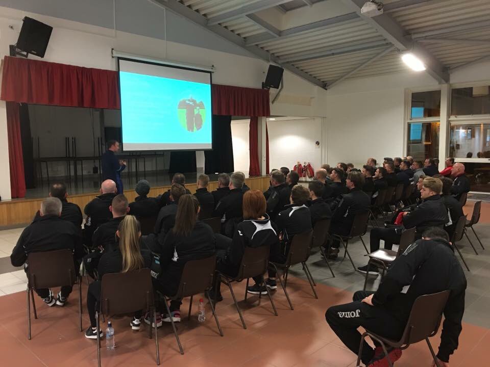Drumchapel United coaches at there PCS meeting tonight. Big thanks to Stuart Grieve for taking the session.
