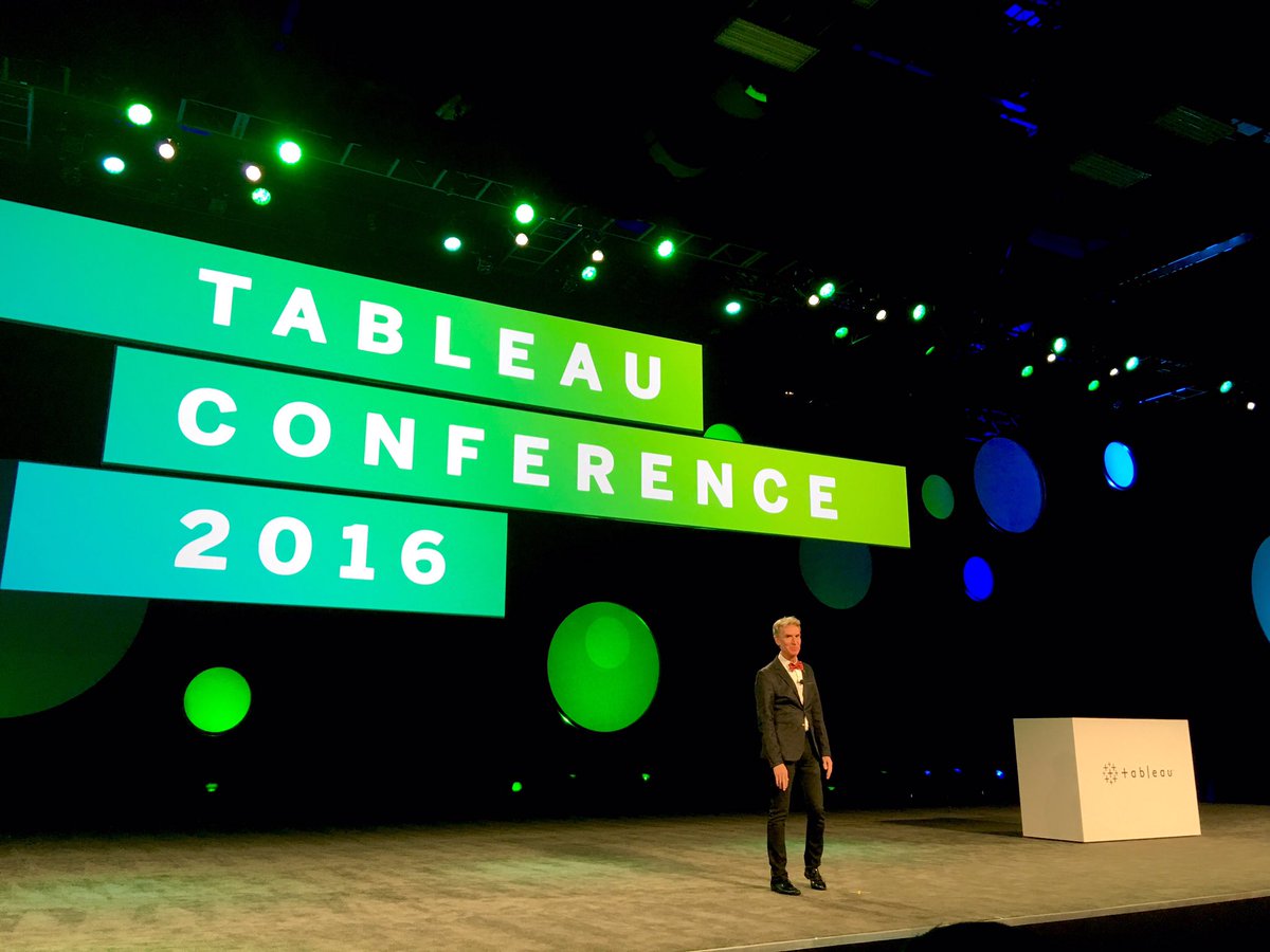 tableau_ur_mind's tweet photo. @BillNye made eye contact with me #blessed #lifegoals #sciencerules #Data16 #tc16 https://t.co/hymzJedu4X