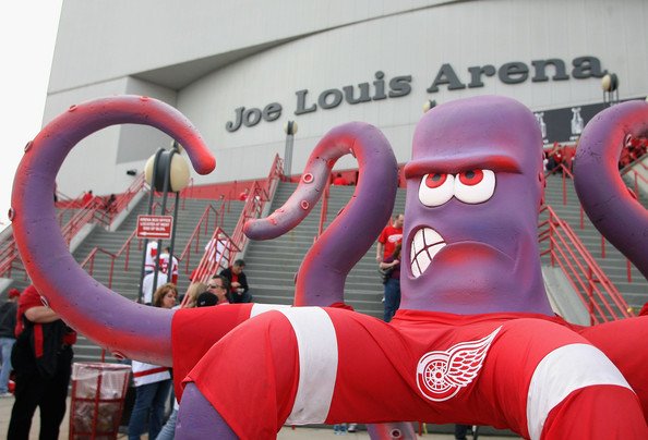 SPORTalkCanucks's tweet photo. Today marks our last visit to Joe Louis Arena #Farewell2TheJoe https://t.co/wbe09aCj2t