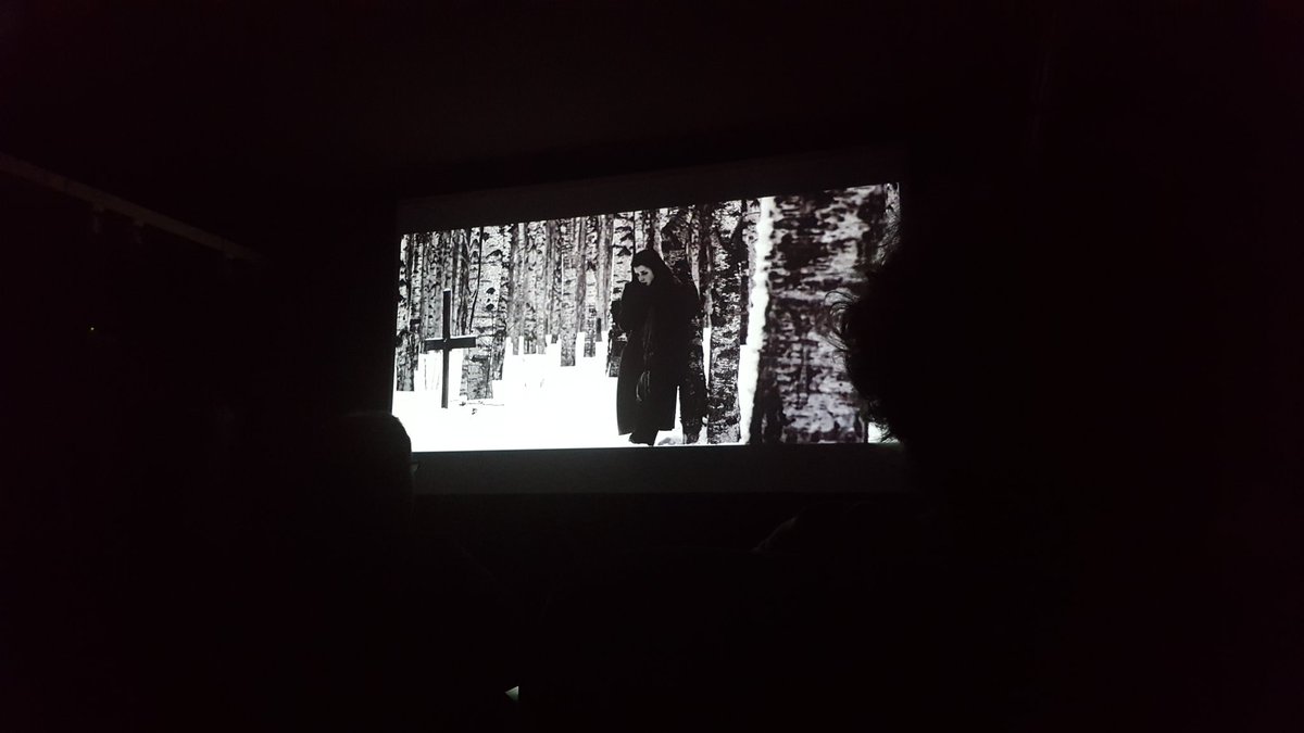 AsocLaLlaveAzul's tweet photo. Como siempre, gracias a todos los espectadores que hoy se han emocionado con nosotros en el estreno de #InTheCrosswind https://t.co/kUuMcnDOYX