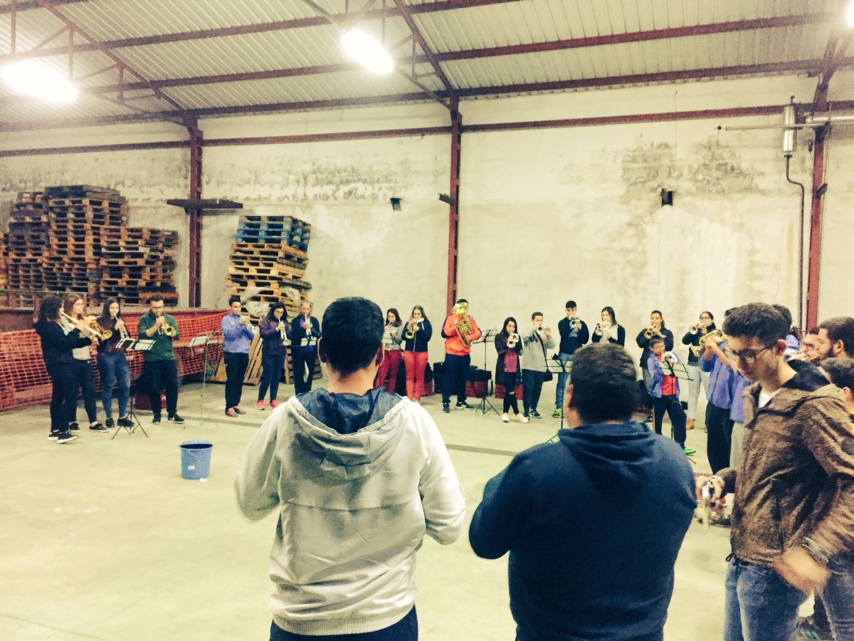 losazulesCCTT's tweet photo. Trabajo trabajo y más trabajo no queda otra, olee mi gente, oleeeee esta gran banda. 💙 https://t.co/GK47e2ZOLH