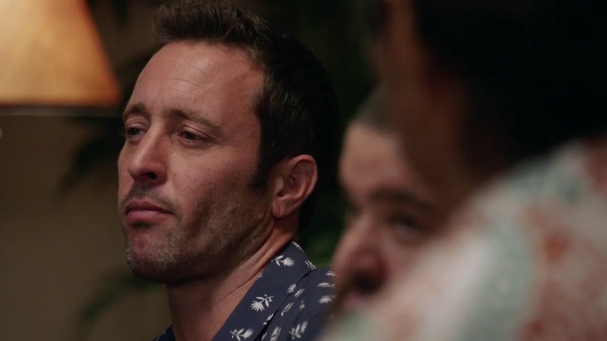 AOLO's tweet photo. The many expressions of #AlexOLoughlin on #H50 7.08 during the poker game. Danny not overreact- come on. This should be a fun... . https://t.co/3S0jC9RZXF