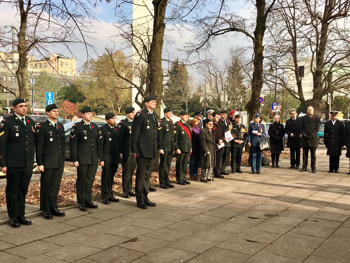 Joined colleagues 2day <a href="/CanadaPoland/">Canada Poland</a> 2 Rocks memorial in Warsaw to remember fallen Allied &amp; Polish soldiers @WW100NZ <a href="/SdB_dip/">Stephen de Boer🇨🇦</a> <a href="/AusAmbPoland/">Benjamin Hayes</a>
