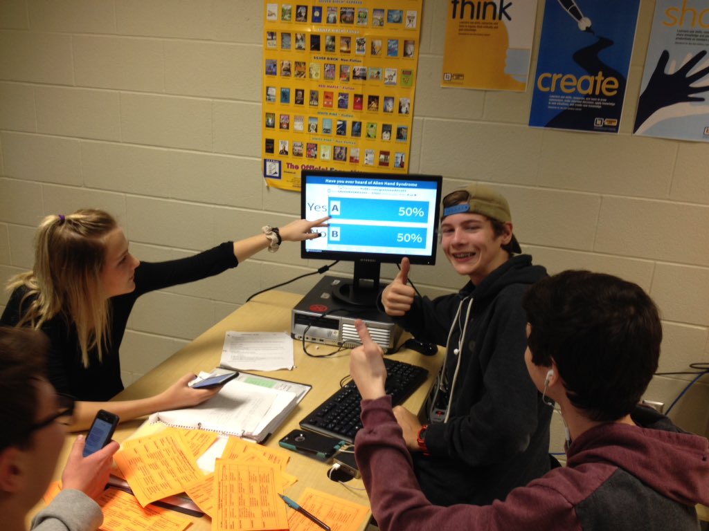 MrHambley's tweet photo. 2D and their mini presentations in the SOLE lab! Good stuff today - body disorder packages will be handed in tomorrow! https://t.co/oJT0MssVj9