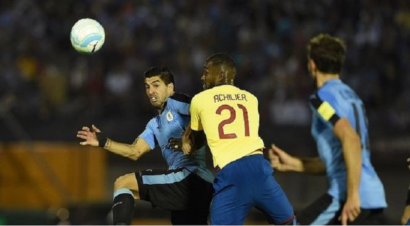 Y esto es lo que no dice la prensa...

Achilier eliminó del mapa a Luis Suarez