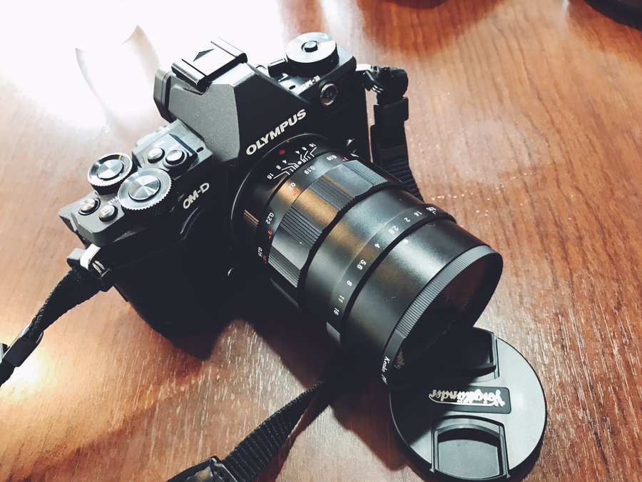 憧れ 25mm F0.95（マイクロフォーサーズ コシナ フォクトレンダー 極美