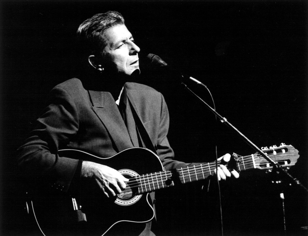 afex333's tweet photo. Thank you for sharing your gift of song, Mr. Cohen. Hallelujah. https://t.co/FFP6lCMfmk