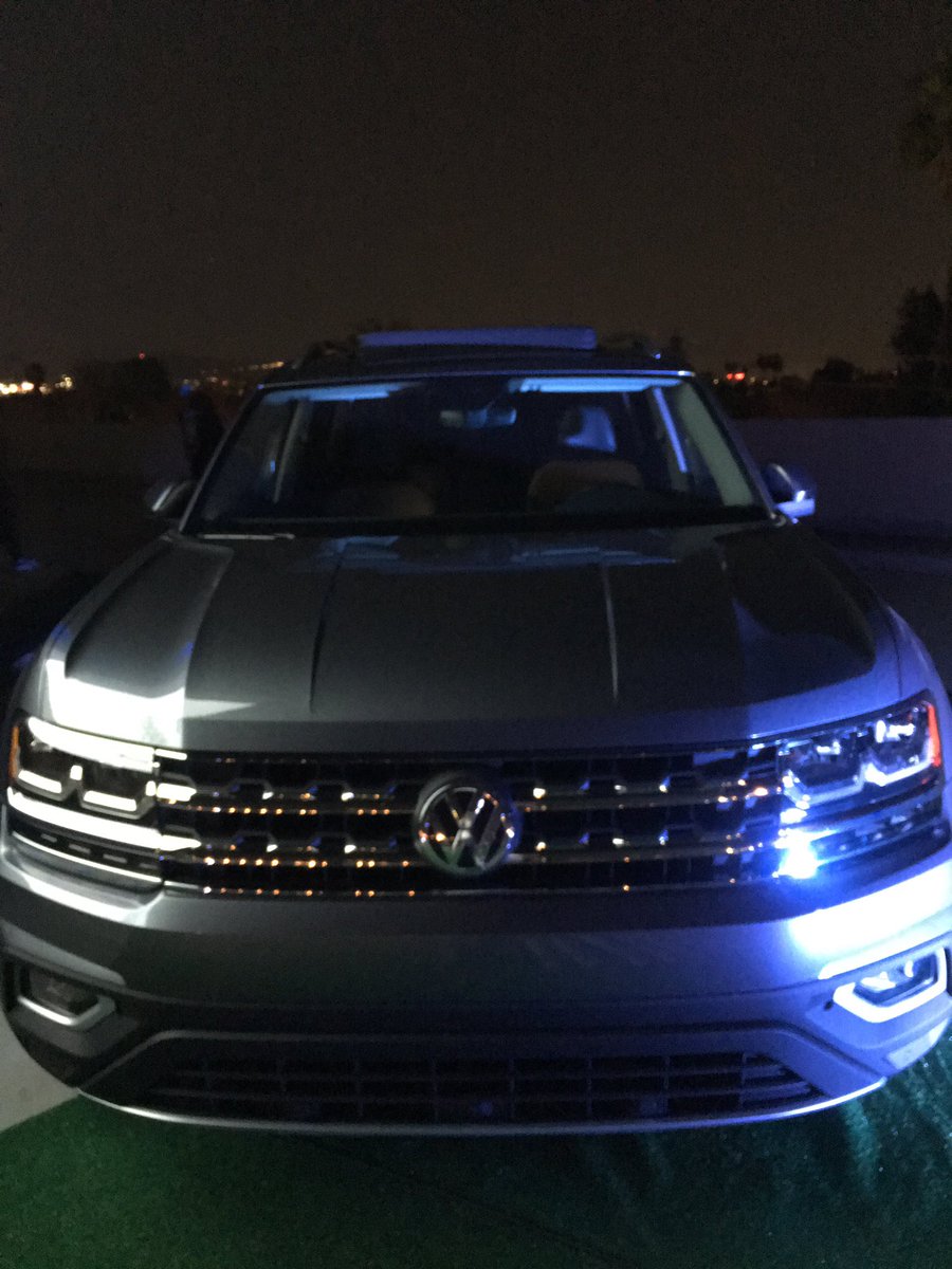 ThatsITLA's tweet photo. It's a little too dark but here is a pic of the Volkswagen Atlas. #vwatlas #Volkswagen #acemuseum https://t.co/ZZUviWx34m
