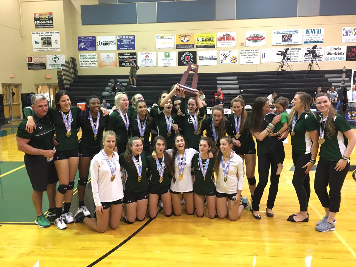 wcsmiami's tweet image. Warrior 5A Volleyball State Champs right here! #statetitle ✔️