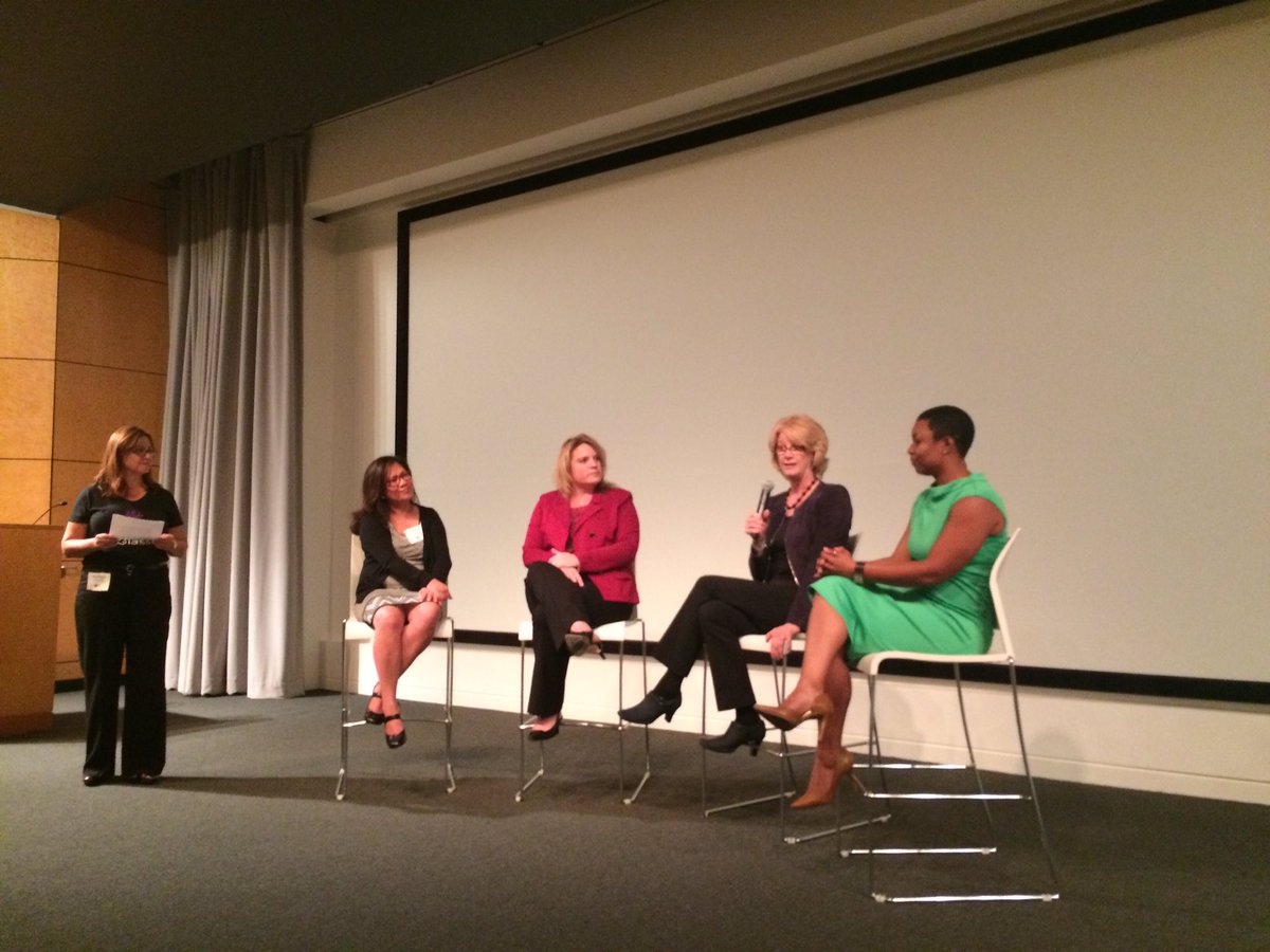ShrutiNRawat's tweet photo. Panel Session with fearless women leaders sharing a BRAVE moment #Refresh2016 conference @WOA_BayArea https://t.co/Tb4tdw2BG5