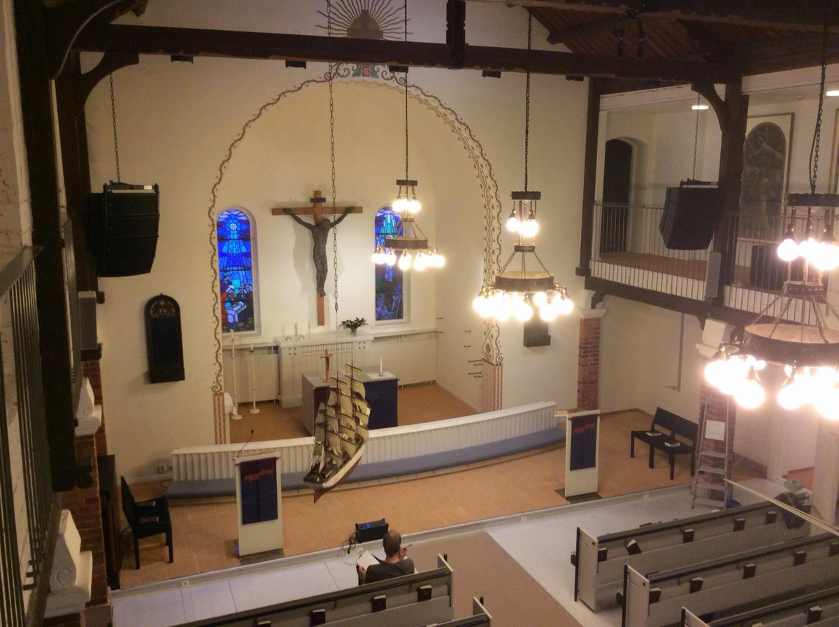 SoundForums's tweet image. .@proelworld's Axiom Line Array for Finland's Oulu Church bit.ly/2fVxili