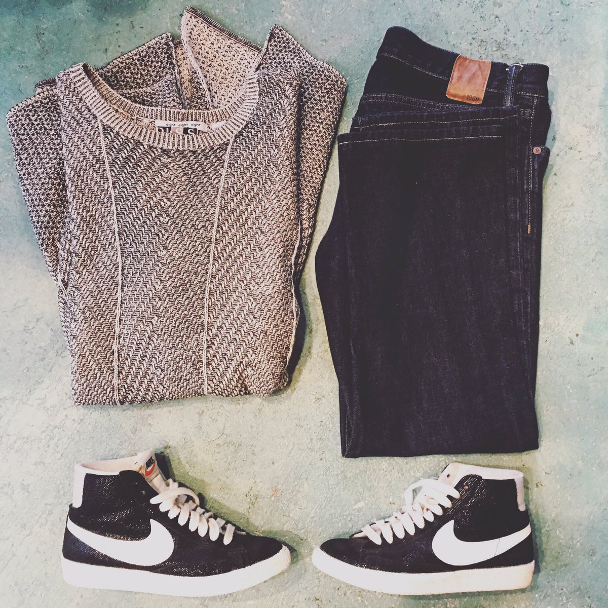 blissresale's tweet photo. Baby, it's cold outside. Making the most of this sweater weather. ☕️ #werecold https://t.co/UyTULDK2gG