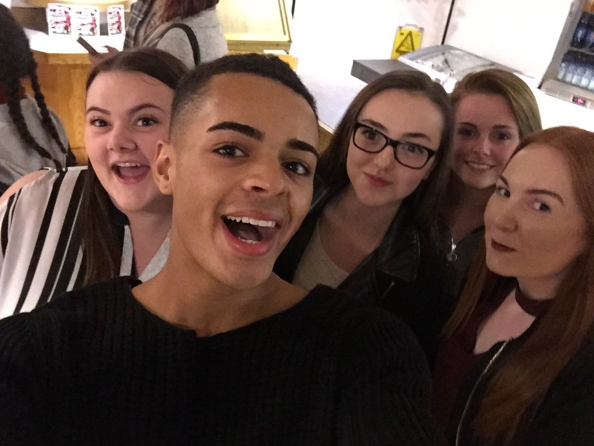 _BethRhiannon's tweet photo. Just watched RENT for the second time this week, Incredible! And the cast, Amazing! @ClwydTweets @RENTonstage 🎭 https://t.co/ggV4KfraZL