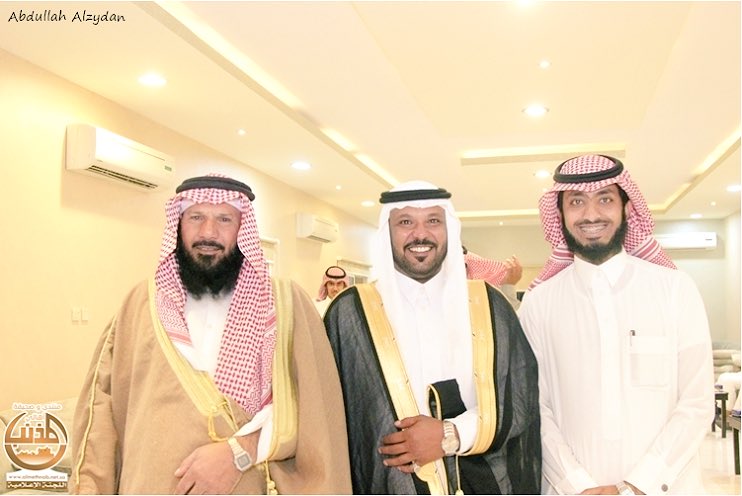 تغطيتي لزواج الشاب:فهدخالدبشير القنيني على كريمة:عبدالله مرزوق الميزاني في #عنيزة
•منتديات #أهالي_المذنب الإلكترونية
almethnb.com/vb/showthread.…