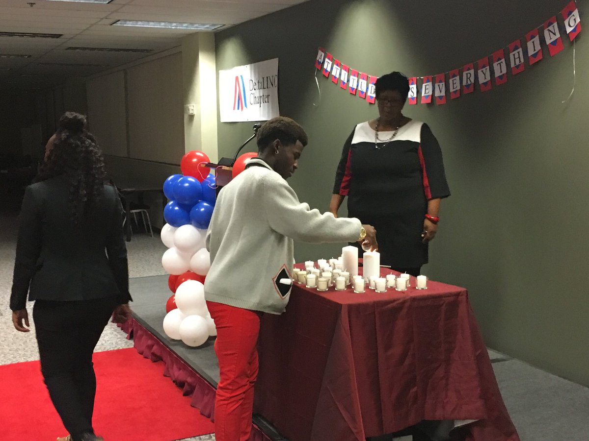 DrRobinColeJr's tweet photo. @LADeltaCC  JAG (Jobs for Americans ceremony) https://t.co/Hu3cnj9q3w
