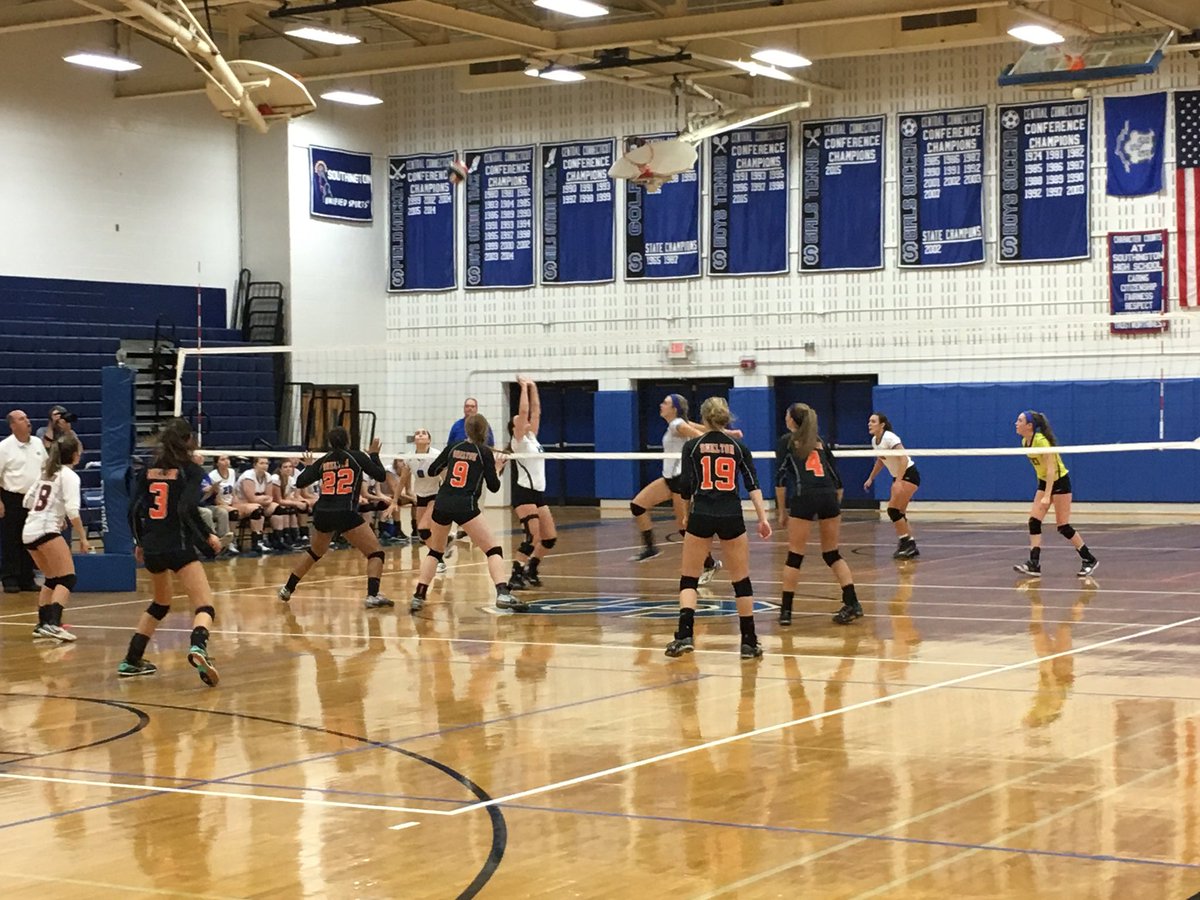 DECAbrooks's tweet photo. Great match #bkvb! On to the next round of states! @SouthingtonAD https://t.co/walISMOf46