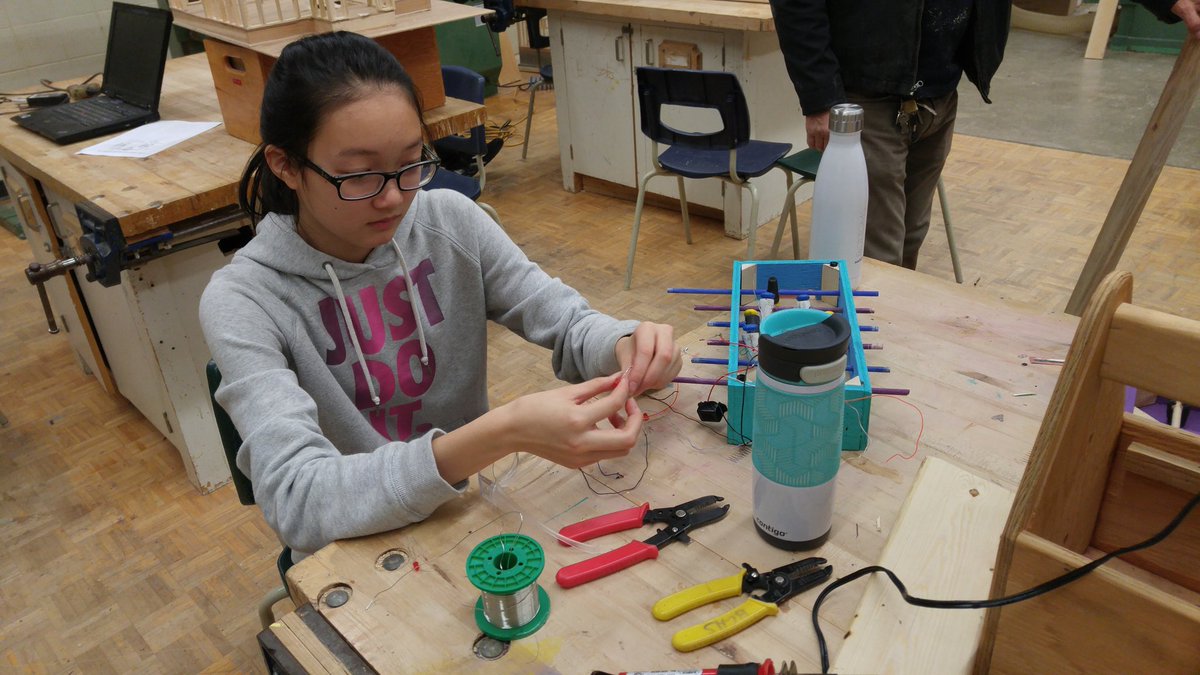 BCentralLibrary's tweet photo. Just two of our BCHS girls demonstrating what they are learning in manufacturing. @BCentralSchool #manufacturing #girlpower #programnight https://t.co/81yCZMBcCX