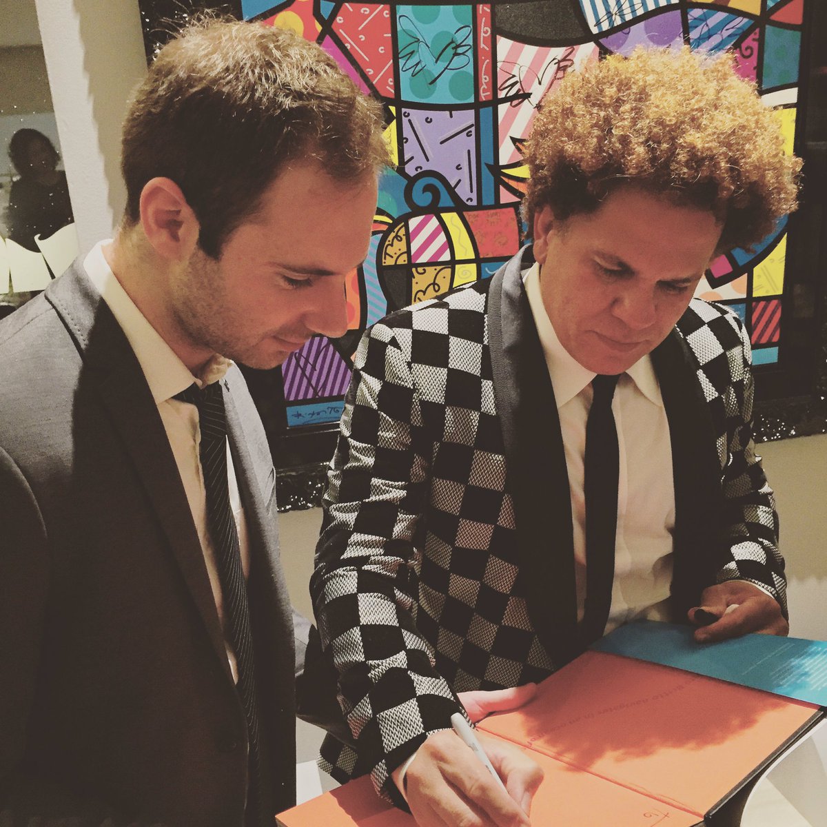 BatiFournier's tweet photo. When France meets Brazil in Mexico, it's not only in the soccer World Cup. #RomeroBritto @museobarroco https://t.co/opnzSlRNFx