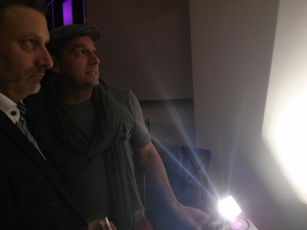 Performance en direct de l'artiste peintre Sylvain Tremblay #anniversaire #lesaintjude #wow