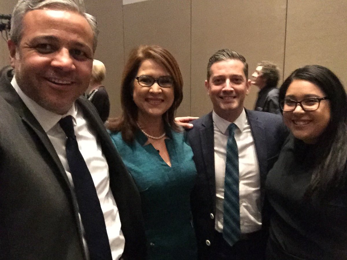 aldogcontreras's tweet photo. Enjoying a nice evening at ADL's #Torch2016 Awards @MikeGaytanNews @LaVozaz @TelemundoAZ https://t.co/zIHW2n621o
