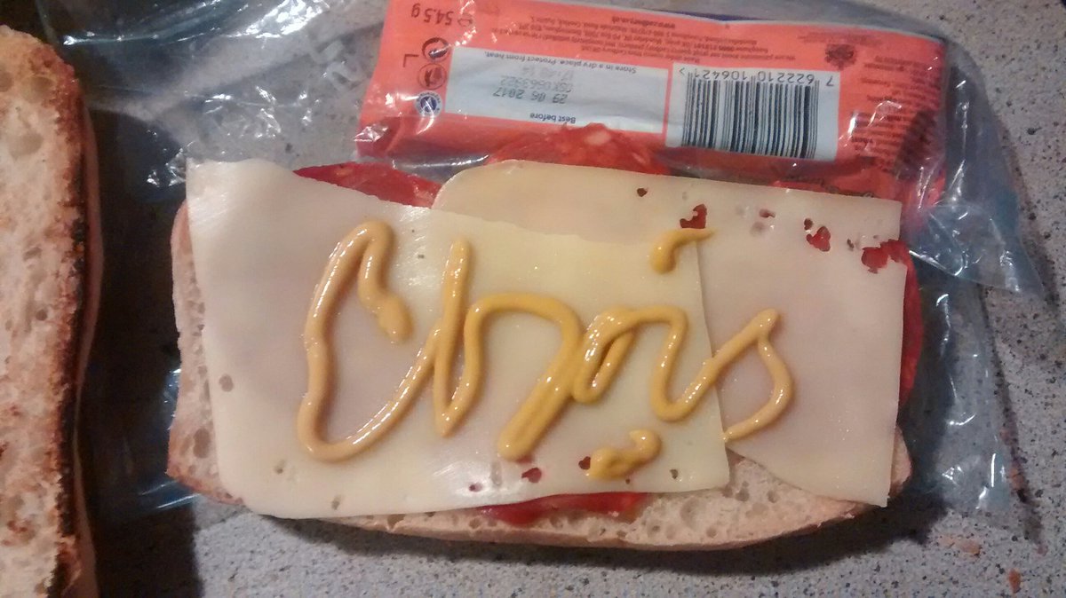 ultrarun1617's tweet photo. If your name's on it - eat it! #mustard #chorizo #jarslberg #panini #Run2017k @CR_UK @BrainTumourOrg @PTHospice @ProstateUK #ukrunchat https://t.co/Ziqj45KxtD