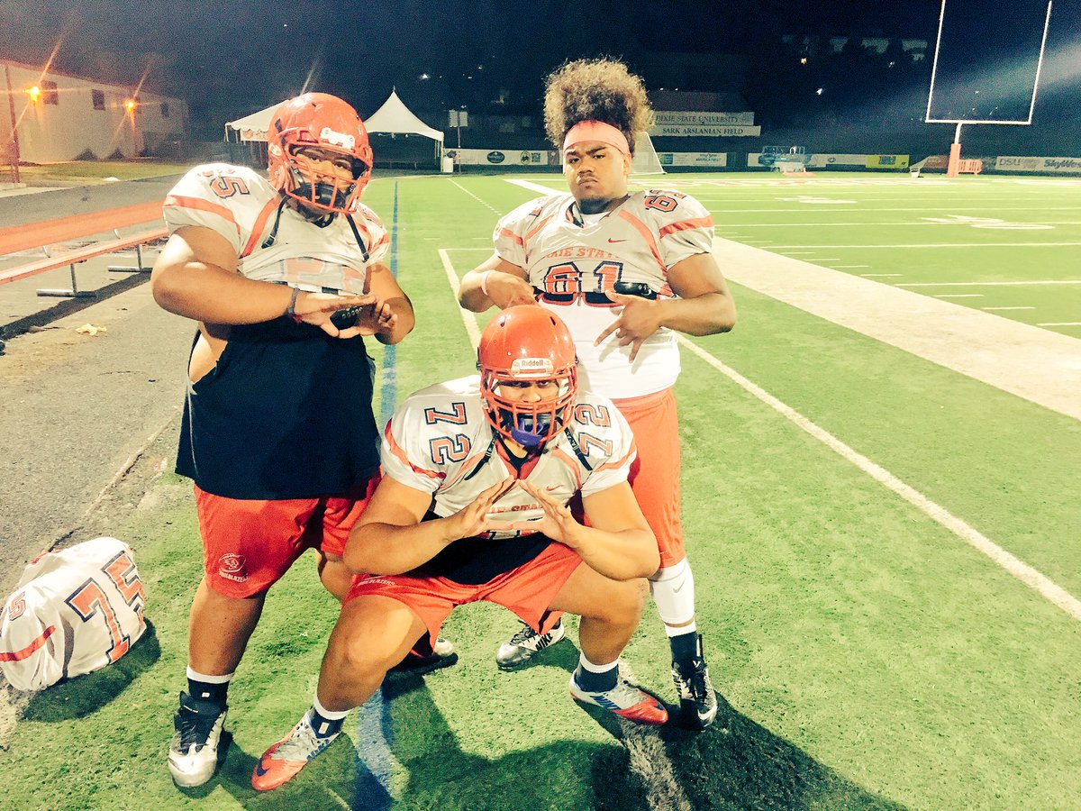 boii_vili's tweet photo. Redshirt Squad #ScoutO 🏈🙌 https://t.co/fUQIuQEG7W