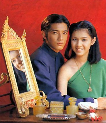 nationmidnight's tweet photo. ช่อง 7 นำละคร "สายโลหิต" ฉบับ "หนุ่ม ศรราม - กบ สุวนันท์" มาฉายใหม่ ทุกจันทร์-อาทิตย์ เริ่ม 14 พย.นี้ 20.30 น. https://t.co/4fJgJPD3K4