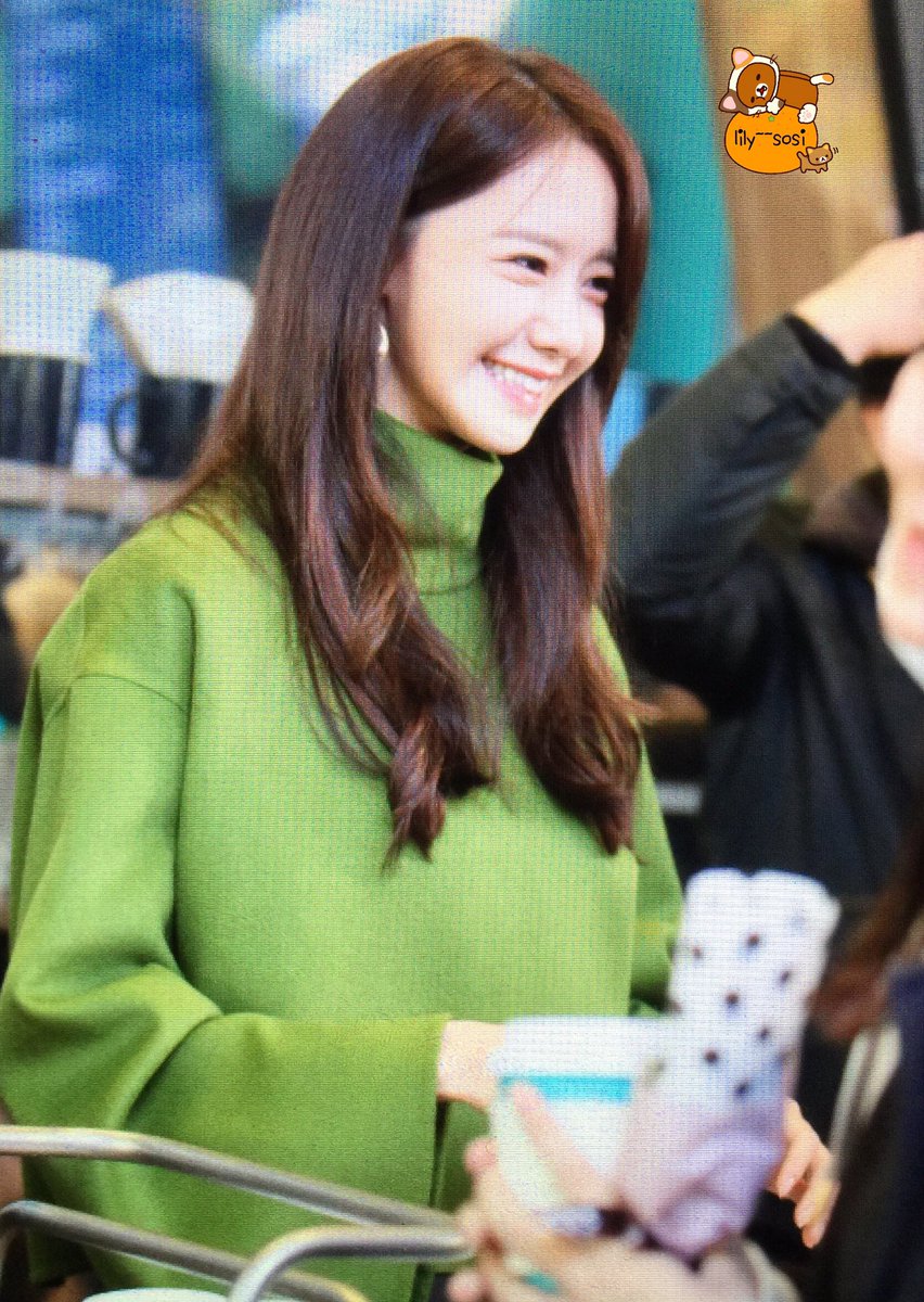 [PIC][11-11-2016]YoonA tham dự sự kiện chiêu đãi Cafe cho 100 Fan hâm mộ mừng Rating 5% của "THE K2" vào hôm nay Cw9298vUcAA63HU