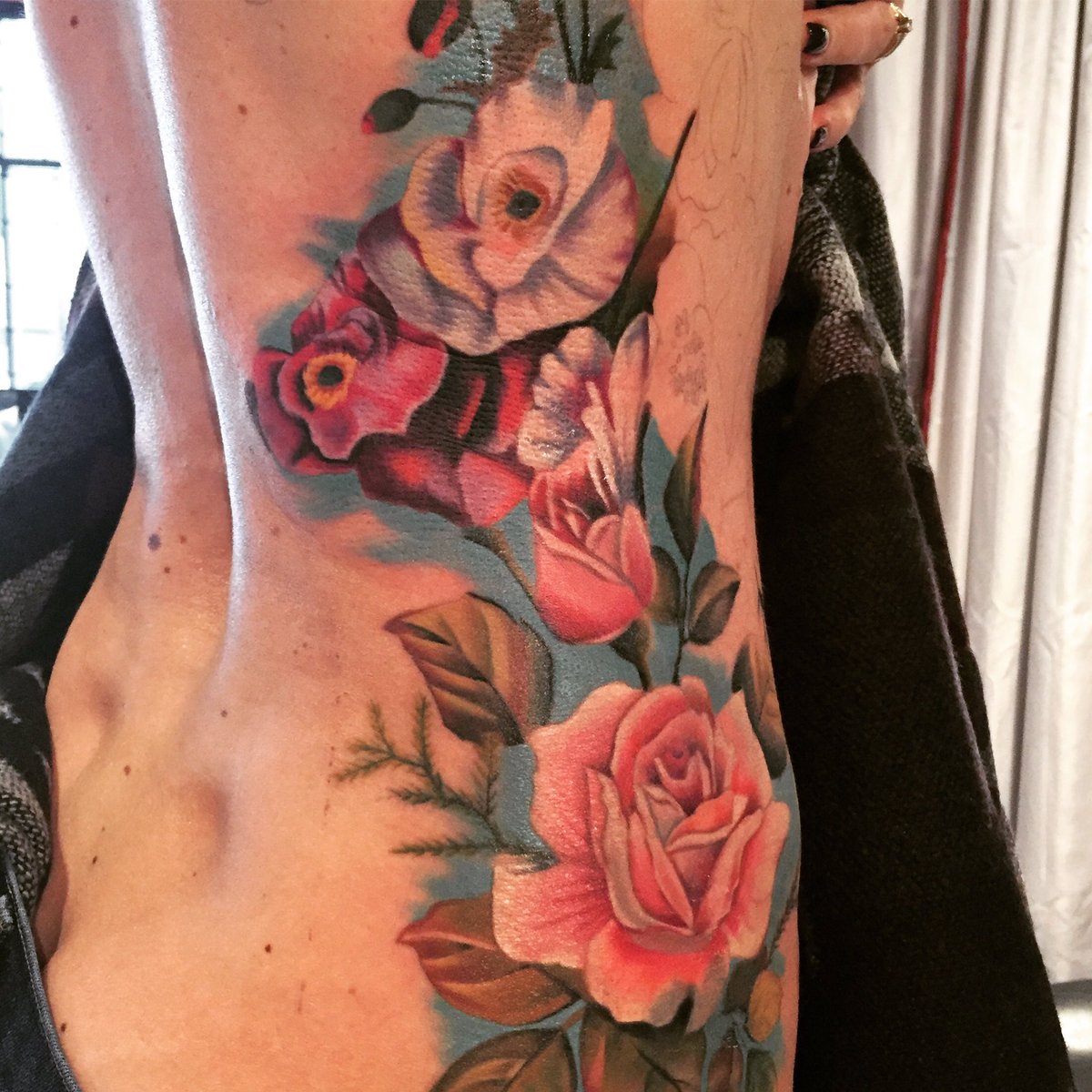 Cruzstudioscwk's tweet photo. Rib piece in progress #tattoo #realismtattoos #chilliwacktattoo #dallascruz https://t.co/H1PMrL9mKP
