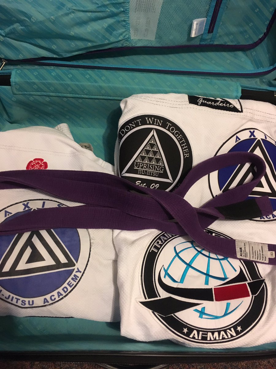 devojj89's tweet photo. Cant wait to head back to Japan....coming soon #bjj #uprisingjiujitsu #axisjiujitsu #breakpointfc https://t.co/2HhckgSJsc