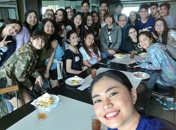 oneforYLONACVT's tweet photo. https://t.co/L6HHQdU483