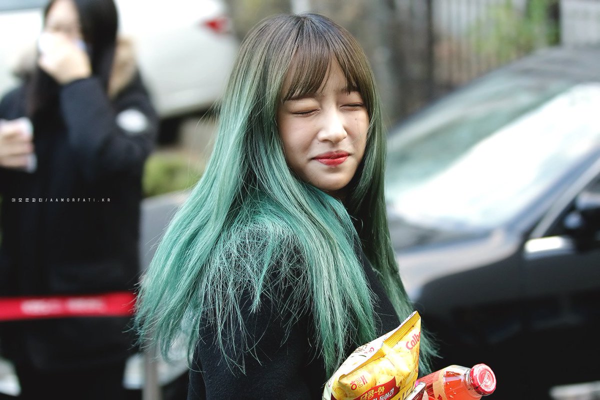 idolwdyed's tweet photo. hani ; exid https://t.co/0KJuWKGhW5