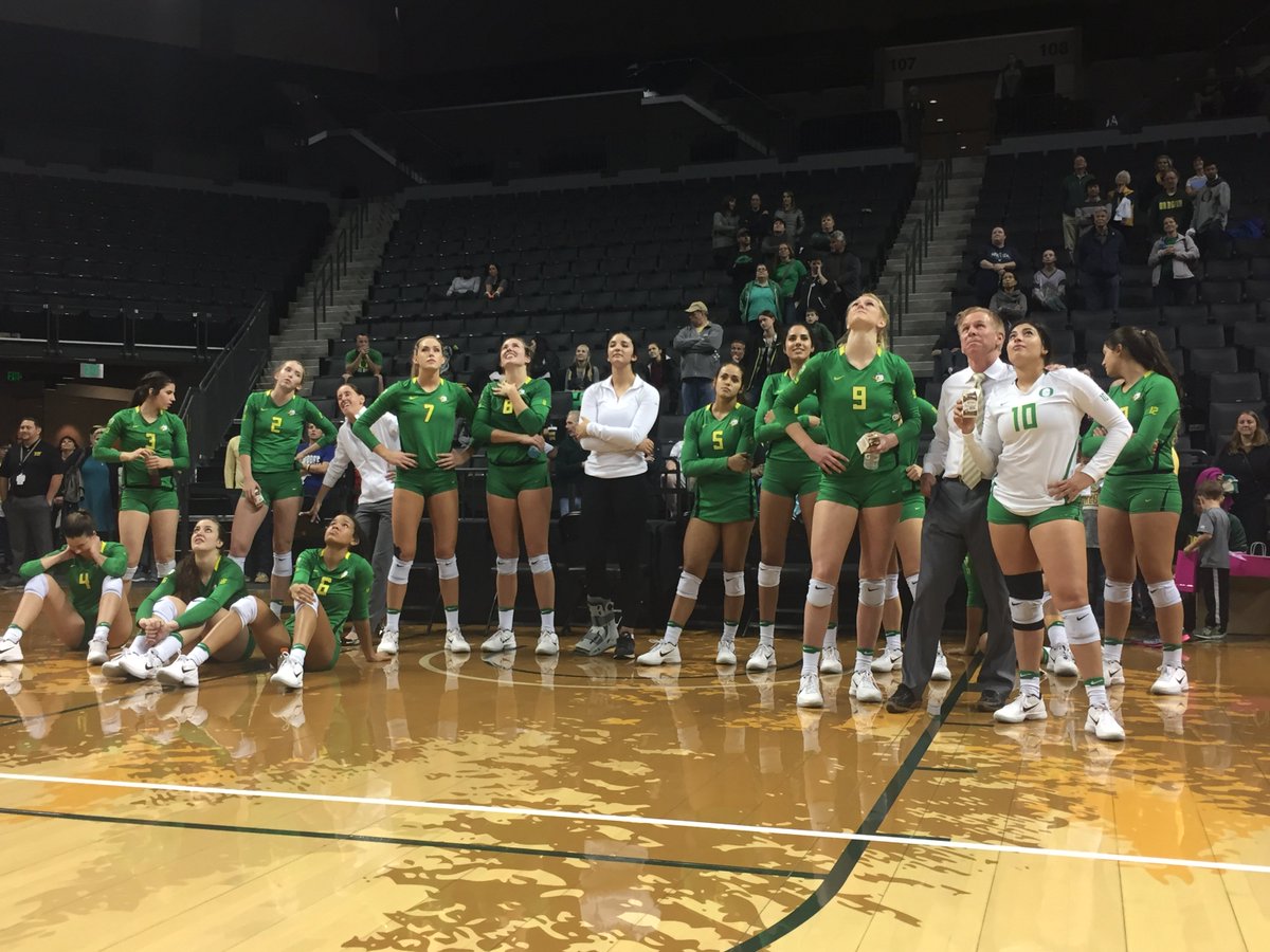 oregon volleyball Ucla softball bounces back from oregon losses with 9-1 win over
